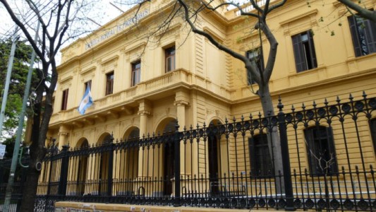 Padres piden que se declare la "inconstitucionalidad" de las clases presenciales obligatorias