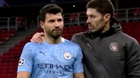 Manchester City ganó pero el "Kun" Agüero se fue enojado: "No me pasan la pelota"