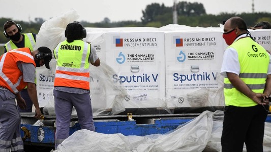 Llegaron 500 mil dosis de la vacuna Sputnik V