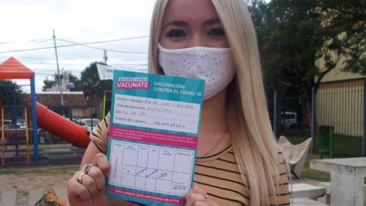 Habló la becaria de Avellaneda de 18 años que se vacunó: "A mí nadie me acomodó"