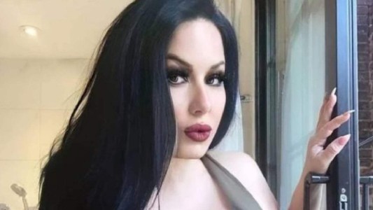 La mujer que vende fotos íntimas en OnlyFans para pagar la universidad de su hija