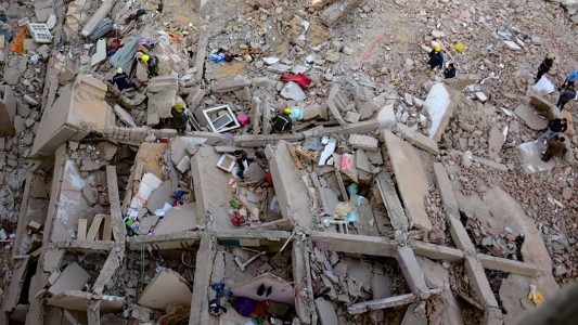 Cerca de 18 muertos por derrumbe en El Cairo