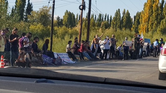 Neuquén: Doce horas de piquetes tensionaron el clima social