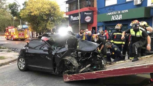 Choque fatal en Lanús: el video que muestra al auto pasar a 160 kilómetros por hora