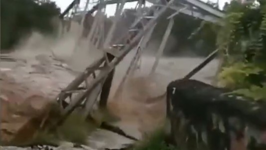 Al menos 91 muertos y decenas de desaparecidos por las inundaciones