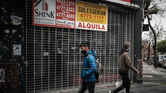 Efecto Covid: 7 de cada 10 familias del AMBA se endeudaron, gastaron ahorros o redujeron consumos