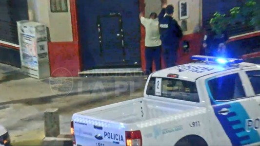 El momento en que detienen a un acosador callejero