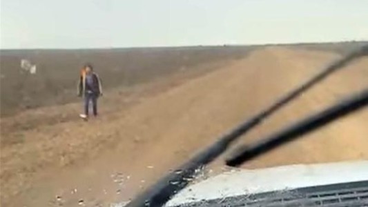El dramático video del nene abandonado en la frontera de Estados Unidos