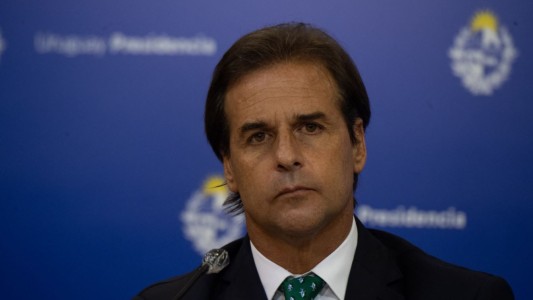 Uruguay registró un nuevo récord de contagios y Lacalle Pou extendió la suspensión de clases presenciales