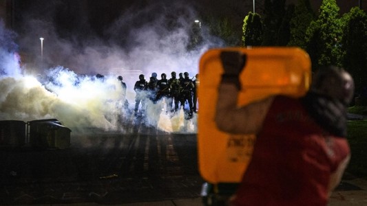 Otro crimen racista en Minneapolis provocó masivas protestas