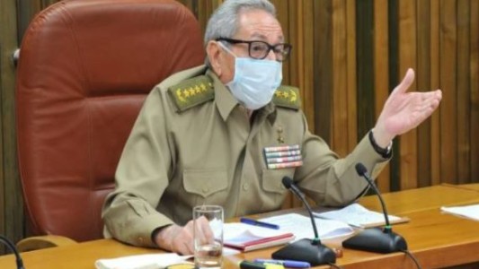 Se jubila Raúl Castro y el PC define un cambio generacional de cara al futuro de Cuba