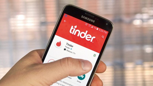 El perfil de Luciano en Tinder con los requisitos que se volvieron virales