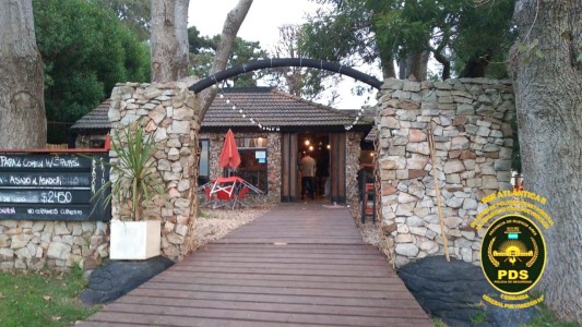 El dueño de un restaurante hirió a un cliente porque se quejó de la mala atención