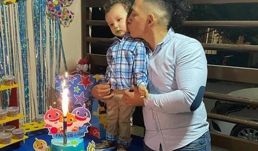 El papá que se hizo cargo de su hijo tras un aborto fallido de su ex pareja