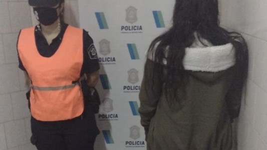 Una mujer fue detenida por robar junto a su hija de 7 años en un comercio de Villa Soldati