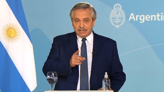 Anuncio presidencial: "Las clases serán exclusivamente a distancia"