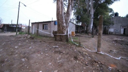Asesinaron a una mujer y a su hijo en venganza contra un familiar