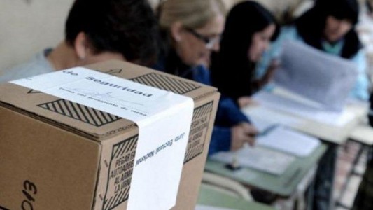 Diputado oficialista presentó un proyecto para correr las PASO a septiembre