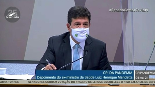 Exministro de Salud de Brasil aseguró que actitud de Bolsonaro agravó la pandemia