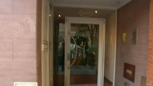 Hallan a un hombre asesinado en Núñez: investigan si hubo viudas negras