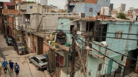 Denuncian desalojos irregulares y violentos en el Barrio Mugica