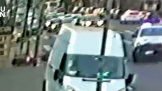 Un patrullero atropelló y mató a un motociclista en San Martín