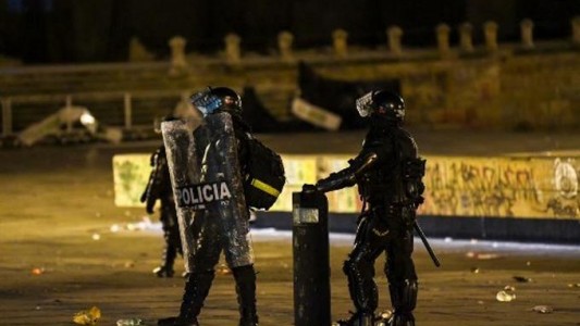 Congresistas de EEUU piden a su Gobierno no venderle armas a la policía colombiana