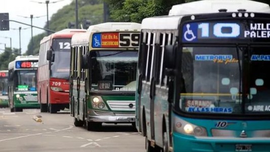 La UTA cerró paritarias con suba de 37%: sueldo básico alcanzará $90.000