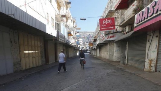 Una inédita huelga general en Jerusalén Este y Cisjordania unió a árabes israelíes y palestinos