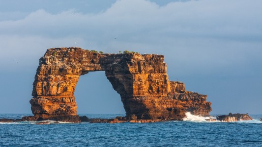 Foto: el Arco de Darwin tras colapsar
