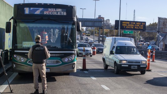 Confinamiento total: Nación, Ciudad y Provincia acordaron intensificar los controles en los accesos
