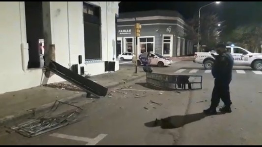 Bahía Blanca: explosión en un local de La Cámpora