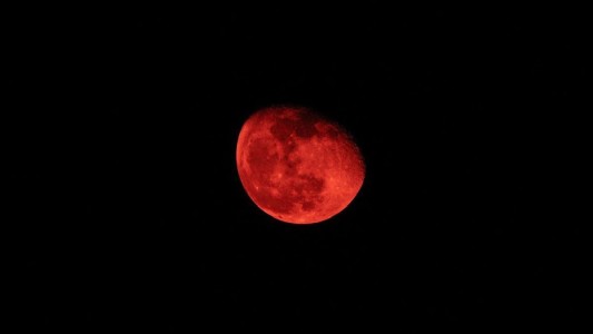 Cuándo y dónde podrá verse la "luna de sangre" en Argentina