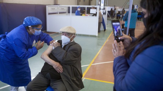 Coronavirus: confirmaron 576 muertes y la Argentina superó los 75 mil fallecidos