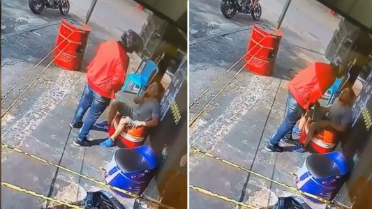 Video: un motochorro le robó el celular, vio que era su amigo, se lo devolvió y le dio un abrazo