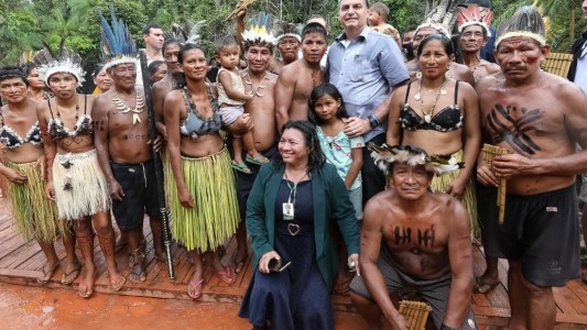La respuesta de Bolsonaro a la frase de Alberto: una foto en la selva