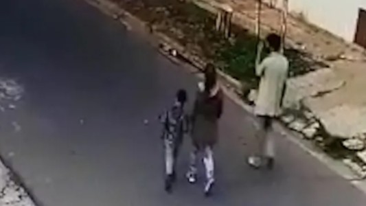 Femicidio en Villa Luzuriaga: ordenan la captura internacional del pófugo