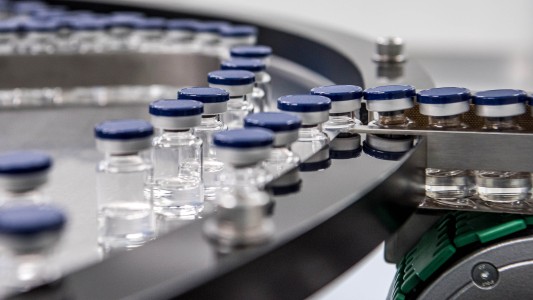 Sputnik V: ofrecerán vacuna de refuerzo para la variante Delta a otros fabricantes