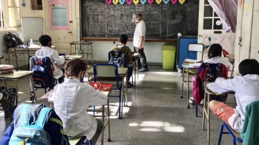 Otra disputa Nación-Ciudad por la educación: El Gobierno no quiere que los alumnos repitan