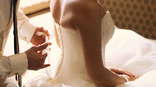 Murió una chica de 18 años mientras tenía sexo durante su noche de bodas