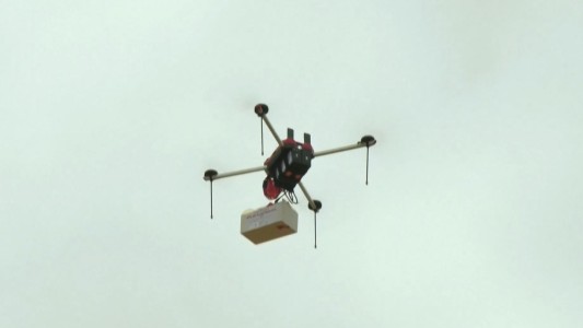 India prueba entregas de vacunas con drones de largo alcance