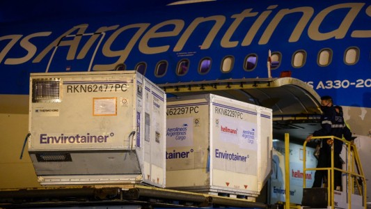 Llegaron 768.000 vacunas de Sinopharm y Argentina superó las 23 millones de dosis recibidas