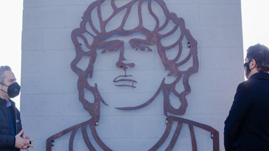 Kicillof homenajeó a Maradona y anunció una inversión de 500 millones para promover el deporte en Buenos Aires