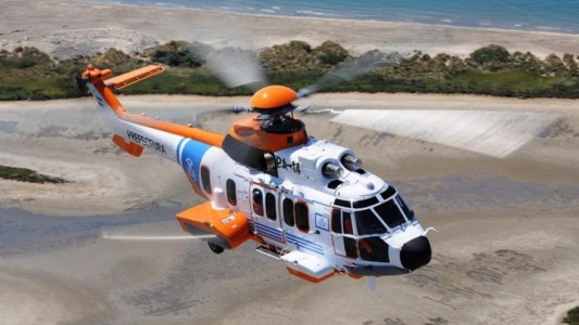 Intensa búsqueda de una joven que desapareció mientras hacía kitesurf en San Clemente