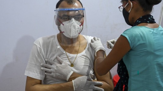 India produjo su primer lote de Sputnik V