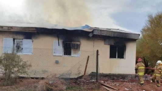 Dos obreros murieron y una docente sufrió heridas graves por explosión en una escuela rural