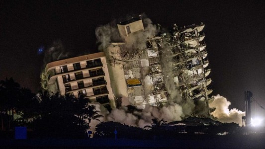Implosionaron los restos que se mantenían en pie del edificio de Miami derrumbado