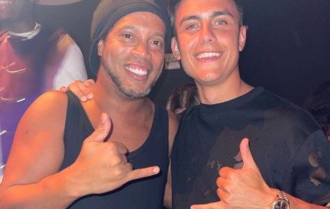 Paulo Dybala y Ronaldinho se encontraron en un bar en Miami: "Fue cumplir un sueño"