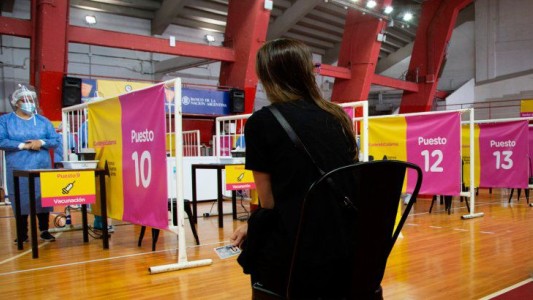 La Ciudad habilitará este jueves la inscripción para que se vacunen los mayores de 30 años