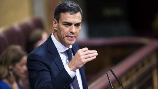 Un ministro de España llamó a comer menos carne y Pedro Sánchez lo desautorizó: "Un chuletón al punto es imbatible"